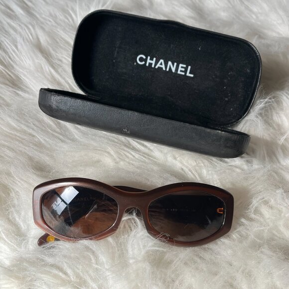 Vintage Chanel Brown Quilted Gold Logo Tile Sunglasses RARE - Picture 4 of 11